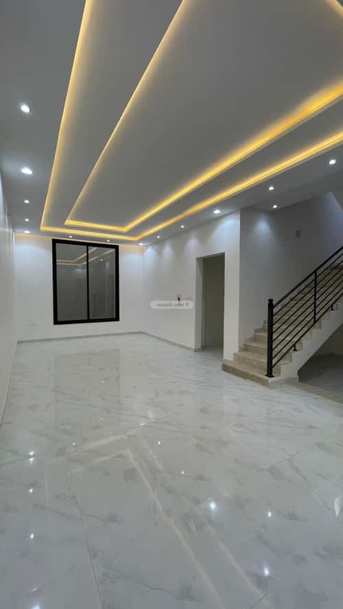 فيلا 200 متر مربع غربية على شارع 18م الجنادرية، شرق الرياض، الرياض