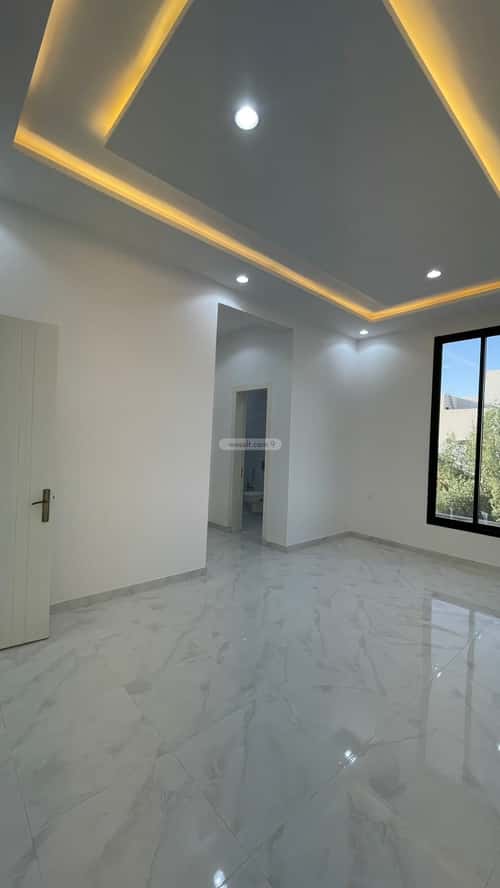 Villa 200 SQM Facing West on 18m Width Street Al-Janadriyah, East Riyadh, Riyadh