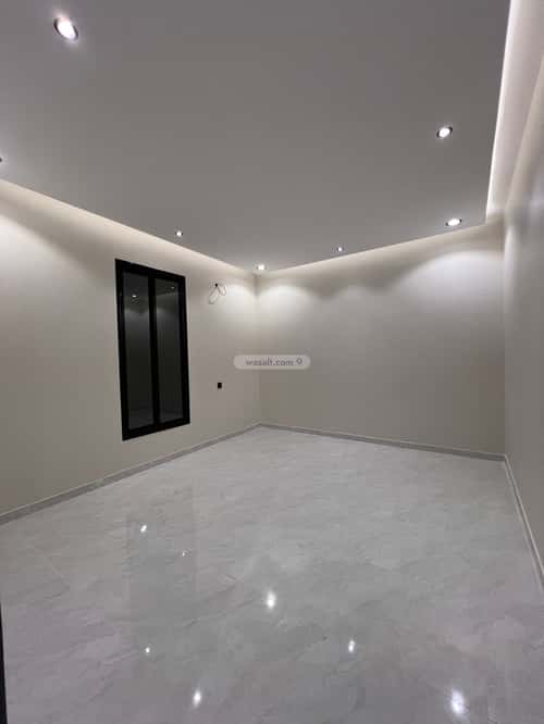 Villa 314.98 SQM Facing East on 30m Width Street Hay Al-Sulimaniyah, Alttayif