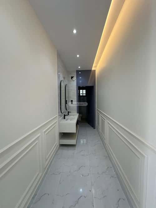 Floor 450 SQM with 6 Bedrooms Wadi Jaleel, Alttayif