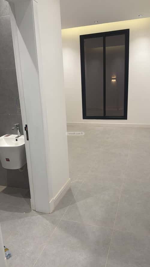 شقة ب 5 غرف الجنادرية، شرق الرياض، الرياض