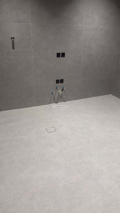 شقة ب 5 غرف الجنادرية، شرق الرياض، الرياض