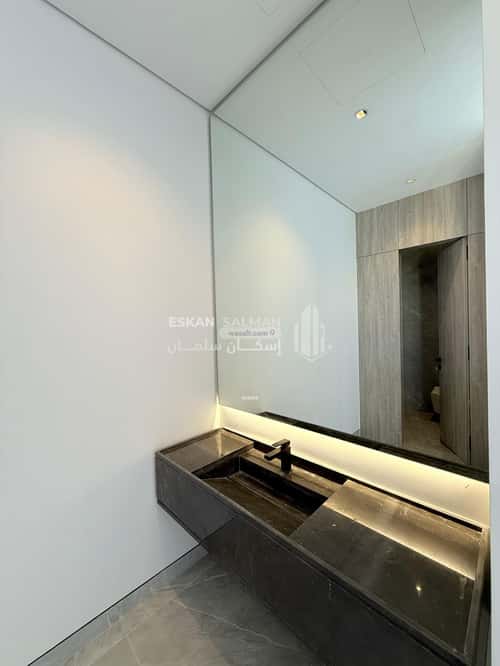 7 bedroom villa in Al Narjis