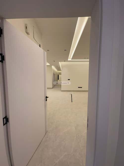 Floor with 4 Bedrooms Al-Arid, North Riyadh, Riyadh