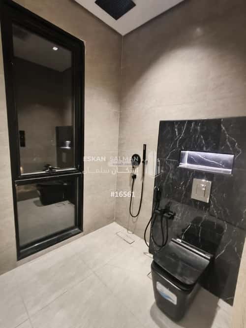 شقة 4 غرف في الرمال