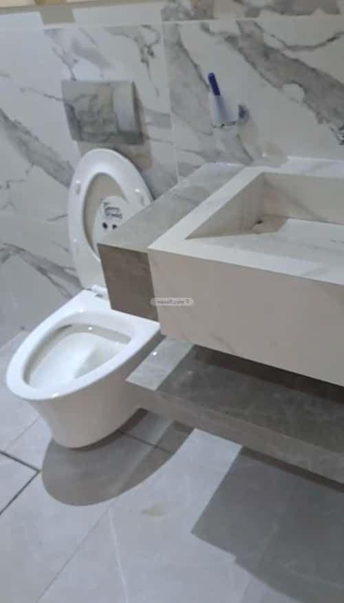 Apartment with 3 Bedrooms Al Shate|E, North Jeddah, Jeddah