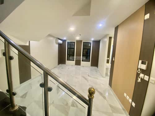 Apartment with 4 bedrooms الحمراء، الخبر
