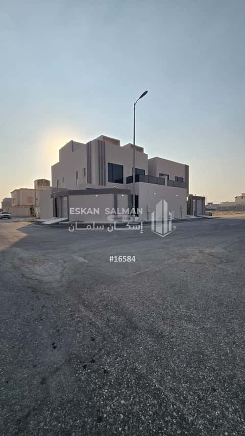 Villa 246 SQM facing South East on 20m width street الخزامى، الاحساء