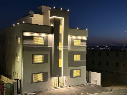 عمارة 560 متر مربع واجهة شمالية ب 4 أدوار الغدير، أبها