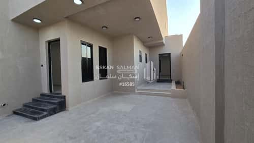 فيلا 240 متر مربع شرقية على شارع 15م الخزامى، الاحساء