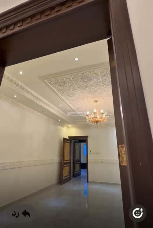 فيلا 600 متر مربع شرقية على شارع 20م الحمراء، شرق الرياض، الرياض