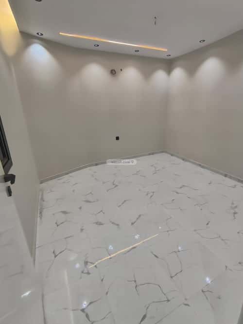 Villa 318 SQM Facing East on 15m Width Street Al Wasat District, Alttayif