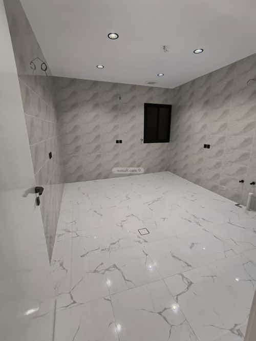 فيلا 318.79 متر مربع شرقية على شارع 15م الواسط، الطائف