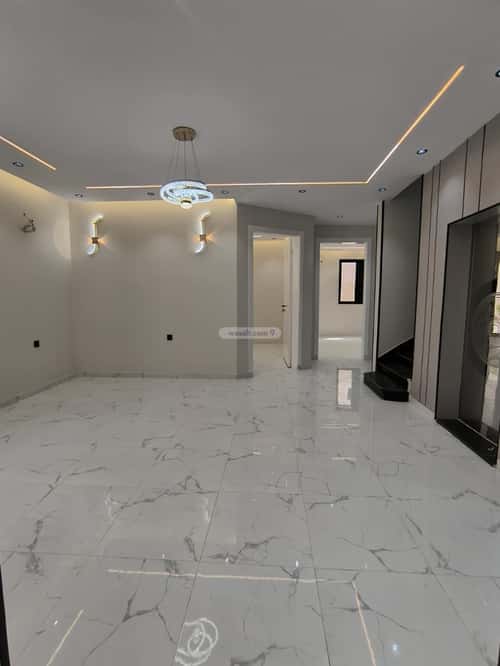 Villa 318 SQM Facing East on 15m Width Street Al Wasat District, Alttayif