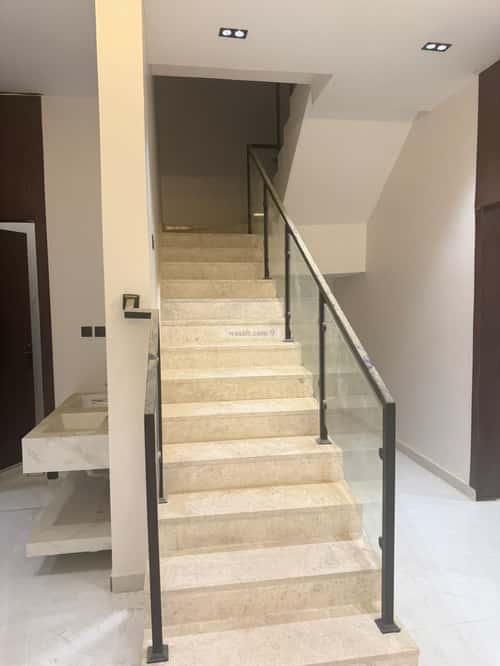 شقة ب 5 غرف الجنادرية، شرق الرياض، الرياض