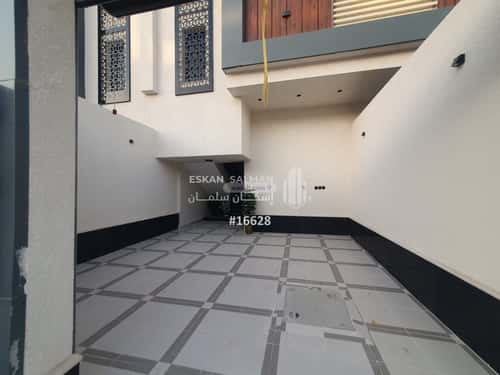 فيلا 285.08 متر مربع غربية على شارع 15م نوارة، المزاحمية