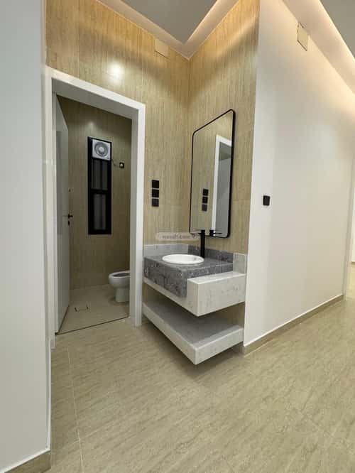 شقة ب 5 غرف المعلاة، أحد رفيدة