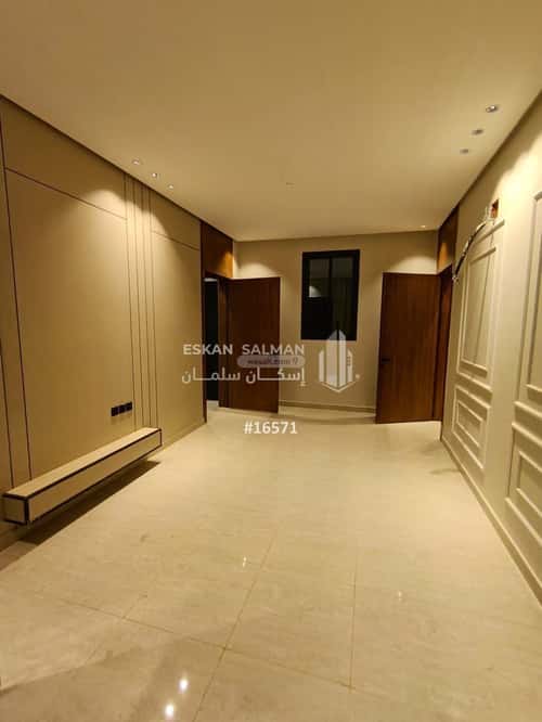 Apartment with 6 Bedrooms Central District, Damad