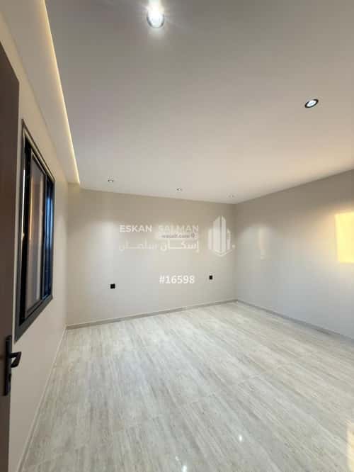 فيلا 332.75 متر مربع شمالية على شارع 15م العرفاء الغربية، الطائف