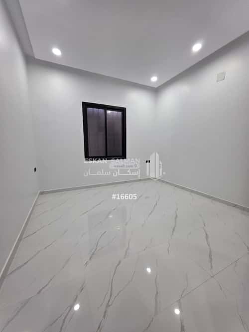 دور 300 متر مربع ب 5 غرف الجنادرية، شرق الرياض، الرياض