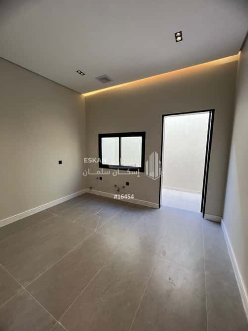 Villa 200 SQM Facing East on 14m Width Street The Rabwah, Bariduh