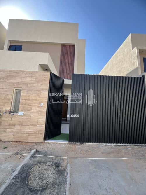 Villa 200 SQM Facing East on 14m Width Street The Rabwah, Bariduh