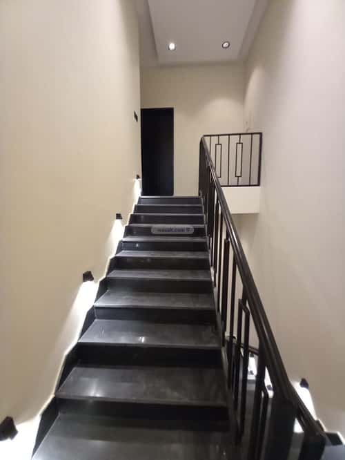 دور ب 7 غرف نوارة، المزاحمية