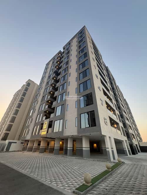 Apartment with 4 Bedrooms King Fahad Dist, Aldammam