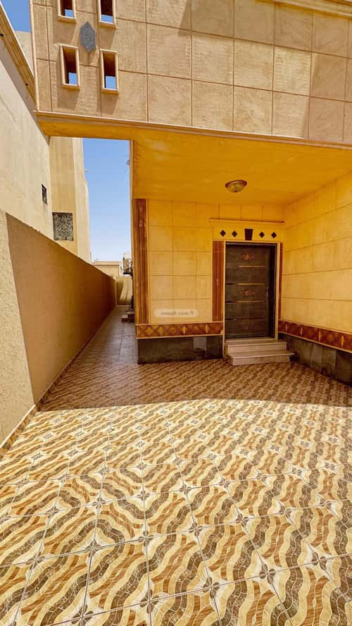 Villa 256.94 SQM Facing West on 15m Width Street Dahrat Laban, West Riyadh, Riyadh