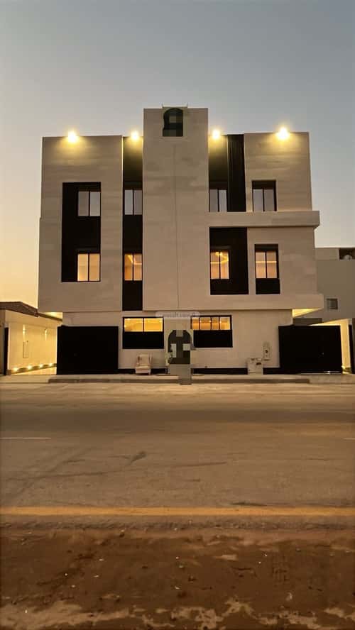 Villa 400 SQM Facing South on 30m Width Street Al-Mahdiyah, West Riyadh, Riyadh