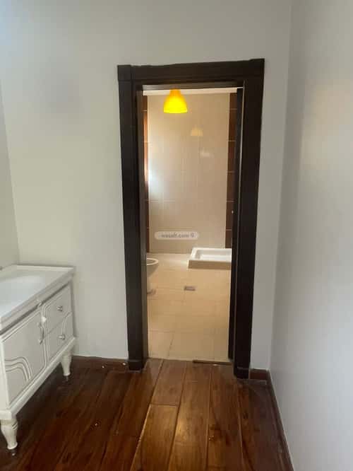 Floor 400 SQM with 4 Bedrooms An-Nafel, North Riyadh, Riyadh