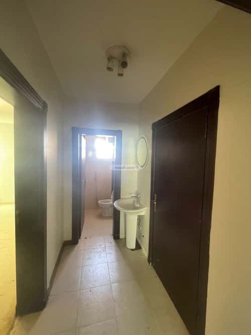 Floor 400 SQM with 4 Bedrooms An-Nafel, North Riyadh, Riyadh