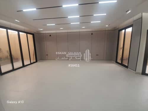 Villa 300 SQM Facing South on 18m Width Street Ar-Rimal, East Riyadh, Riyadh