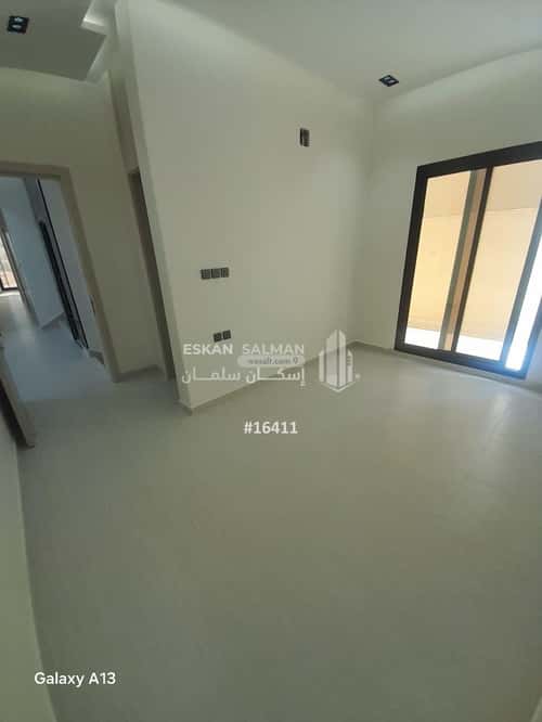 Villa 300 SQM Facing South on 18m Width Street Ar-Rimal, East Riyadh, Riyadh