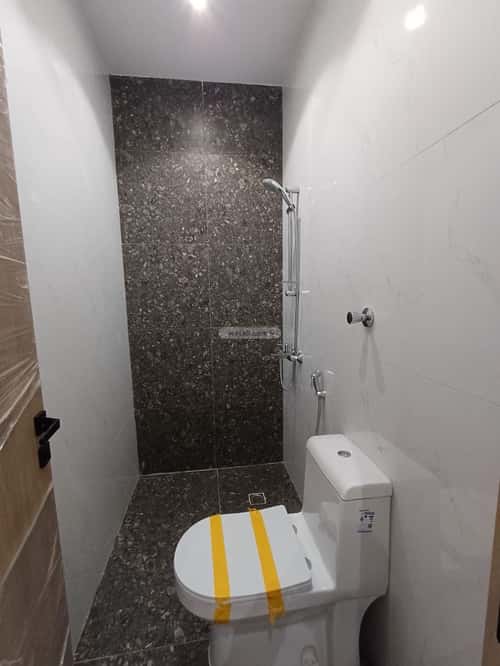 Apartment with 5 Bedrooms Al Rayaan, East Jeddah, Jeddah