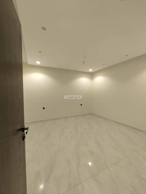 Villa 332.24 SQM Facing South on 15m Width Street Al Rahmanyah, East Jeddah, Jeddah