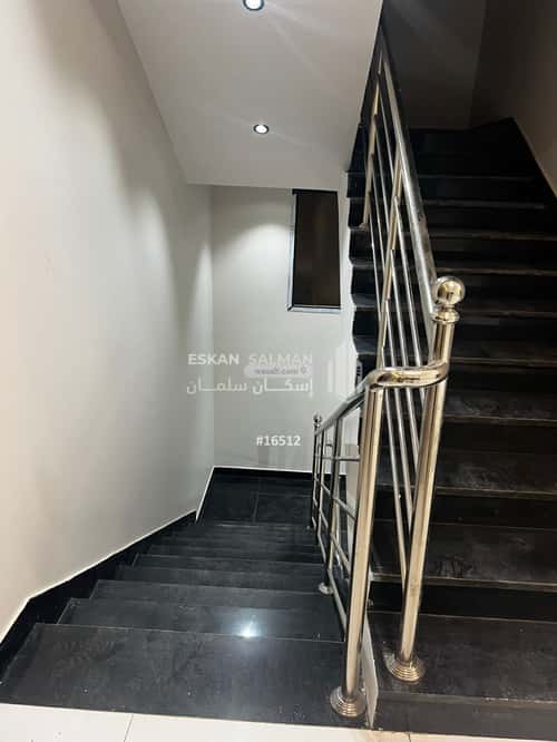 Villa 302 SQM facing South on 8m width street الواسط، أحد المسارحة