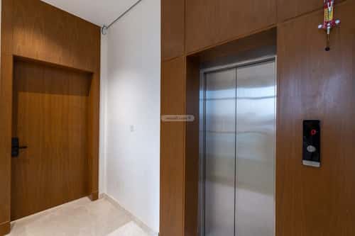 Floor with 3 Bedrooms Al-Qairawan, North Riyadh, Riyadh