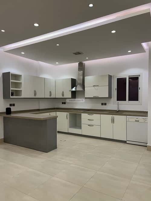 Apartment with 4 Bedrooms Al-Malqa, North Riyadh, Riyadh