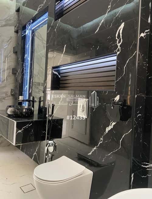 فيلا 312.5 متر مربع غربية على شارع 30م الشرف، خميس مشيط