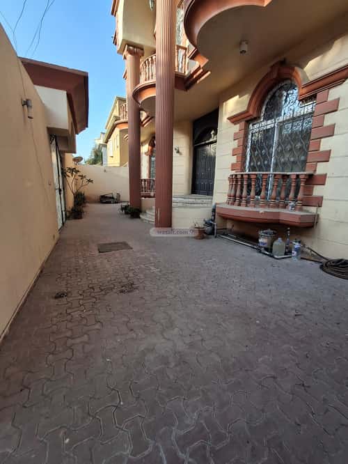 Villa 500 SQM Facing East on 16m Width Street Al Ajwad, East Jeddah, Jeddah
