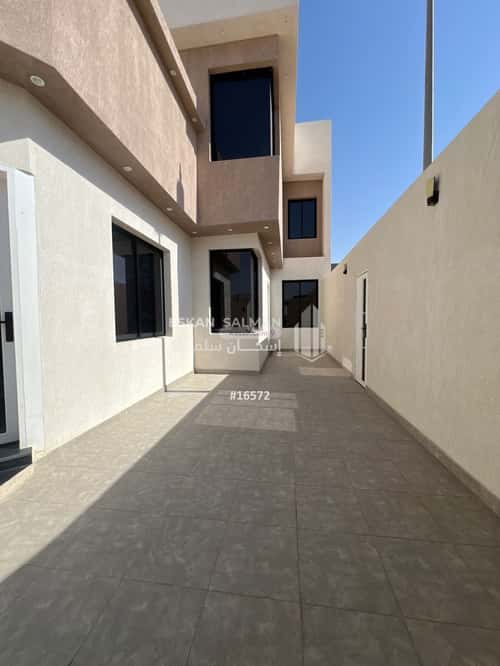 Villa 255.02 SQM Facing North West on 10m Width Street As Salam, Eanizah