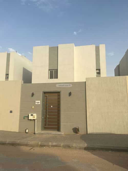 فيلا 300 متر مربع واجهة شمالية ب 4 غرف الجنادرية، شرق الرياض، الرياض