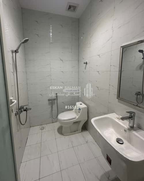 فيلا 194.1 متر مربع جنوبية على شارع 15م السلام، عنيزة