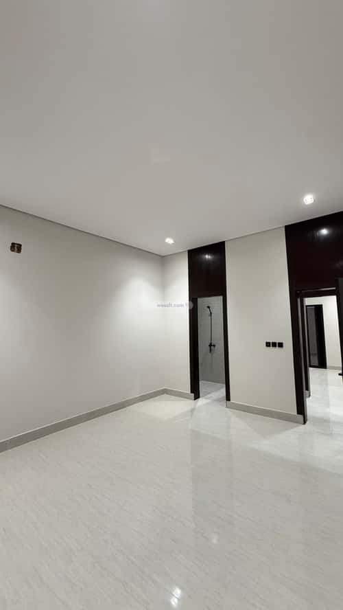 Floor 81.04 SQM with 3 Bedrooms Al-Janadriyah, East Riyadh, Riyadh