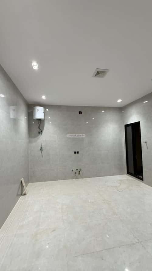 Floor 81.04 SQM with 3 Bedrooms Al-Janadriyah, East Riyadh, Riyadh