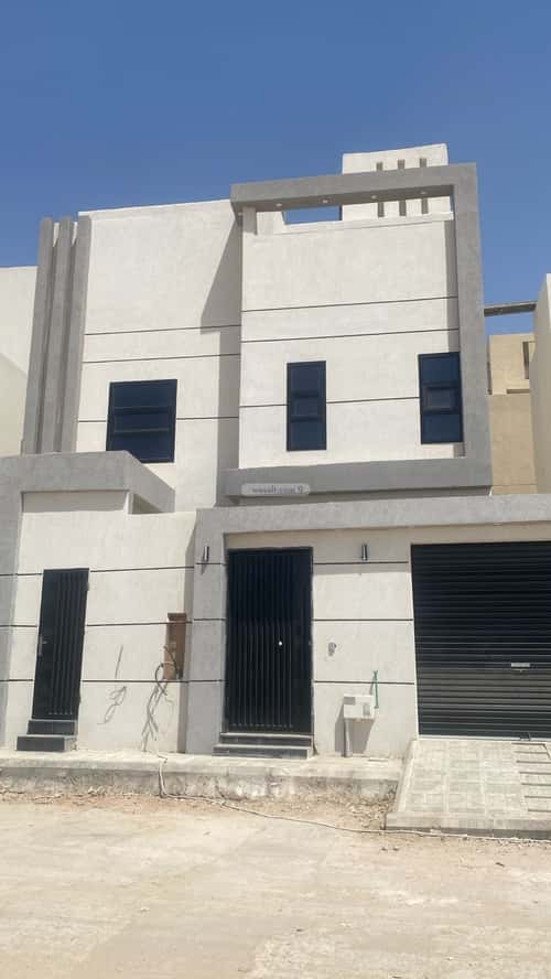 فيلا 209.05 متر مربع جنوبية على شارع 15م الجنادرية، شرق الرياض، الرياض