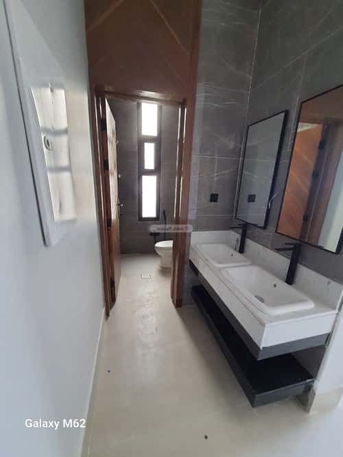 Floor 164.88 SQM with 5 Bedrooms West Al-Oraija, West Riyadh, Riyadh