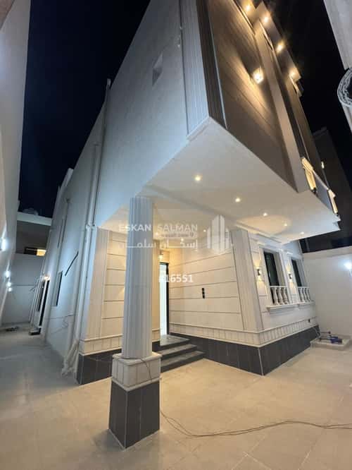 فيلا 276.67 متر مربع غربية على شارع 12م ريحه، الطائف