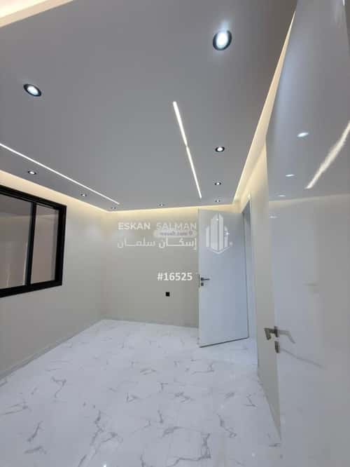 فيلا 291.22 متر مربع شمالية على شارع 12م ريحه، الطائف